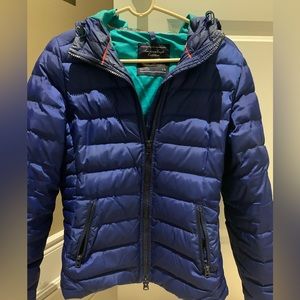 American Eagle puff jacket
